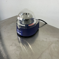 Gilson GmCLab Mini Centrifuge image 1